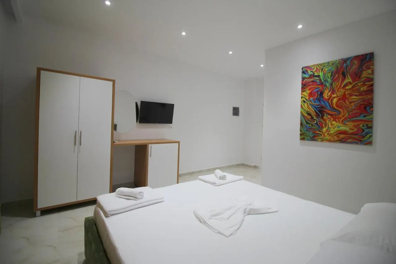 Moonshine Hotel Ksamil Apartment