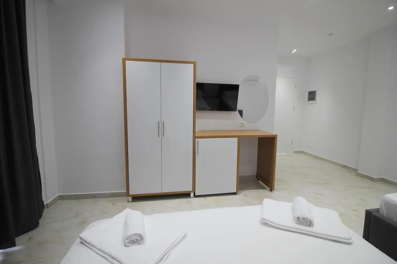 Moonshine Hotel Ksamil Albania