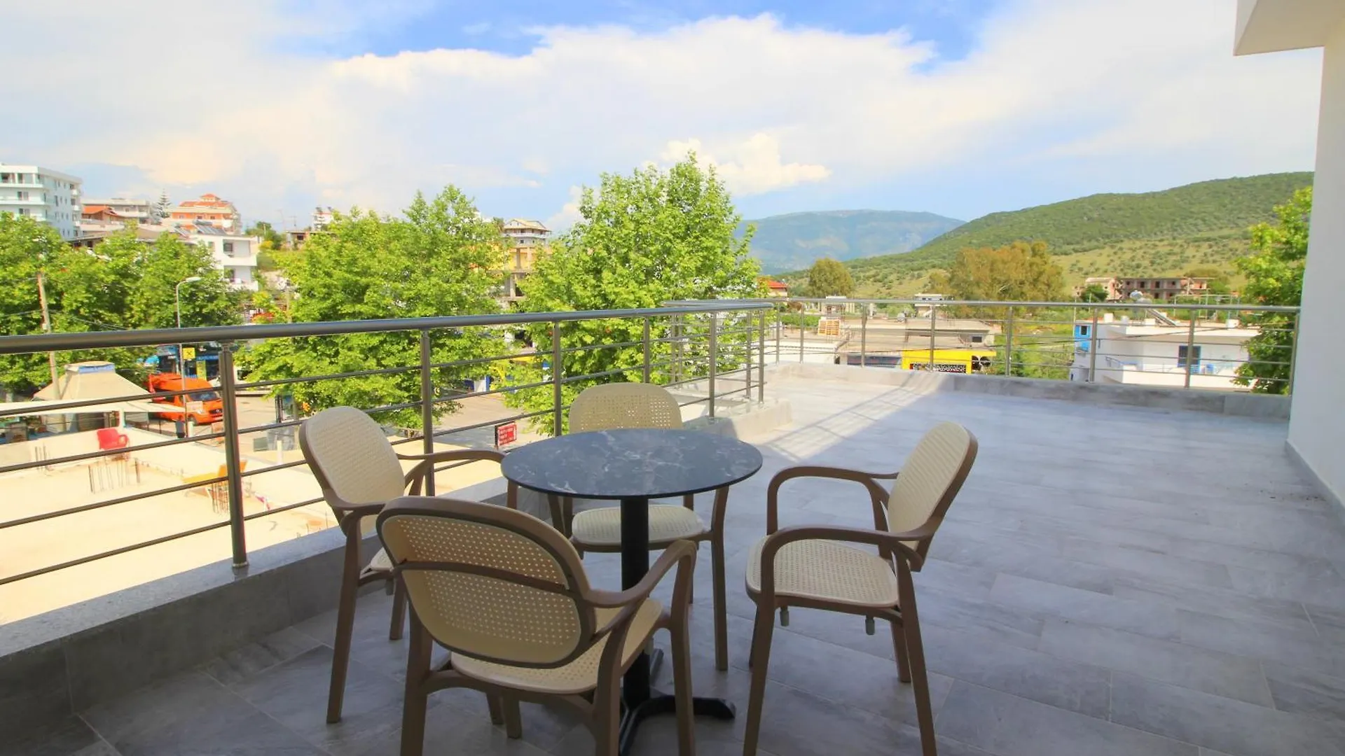 Moonshine Hotel Ksamil Albania
