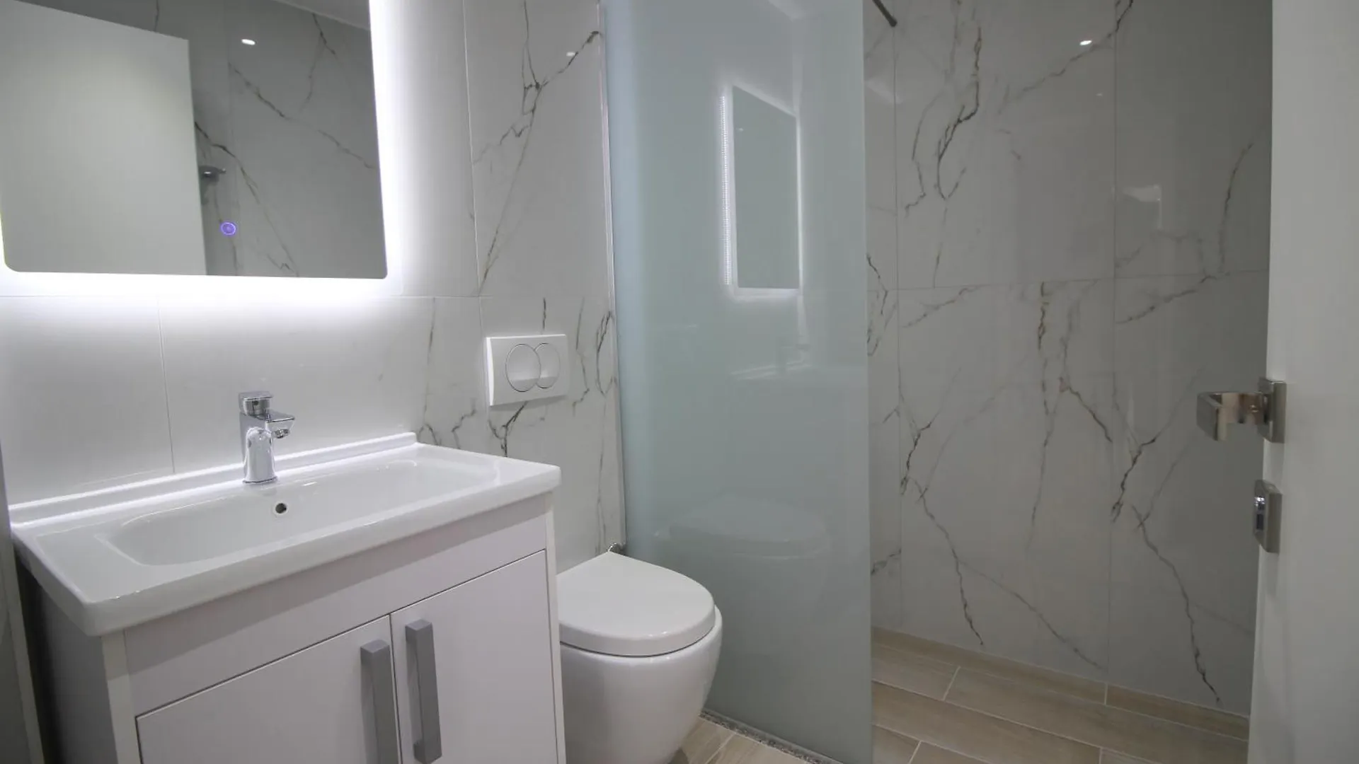 Moonshine Hotel Ksamil Apartment
