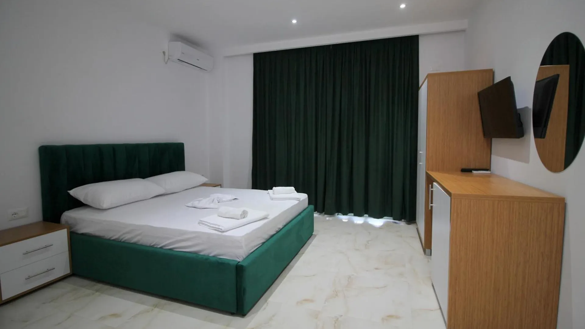 Apartment Moonshine Hotel Ksamil Albania